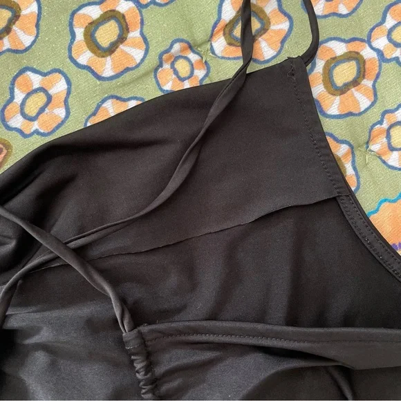 Urban Outfitters Cropped Cowl Neck Strappy Top SMALL - Picture 7 of 8